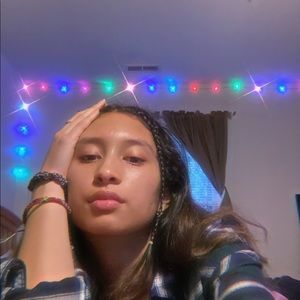 Meet your Posher, Vicky